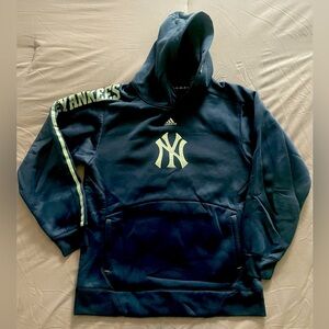 New York Yankees Adidas Fleece Lined Pullover Sweatshirt